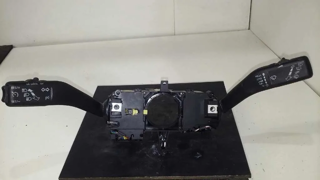 Mando Multifuncion para Seat Toledo (Kg3)