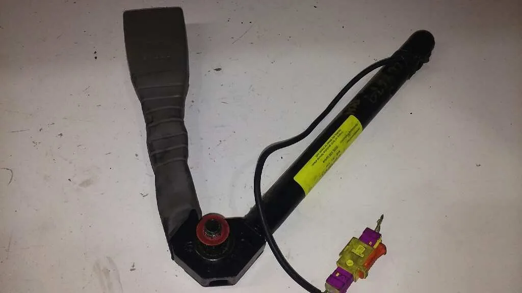 Pretensor Airbag Derecho para Chevrolet Tacuma