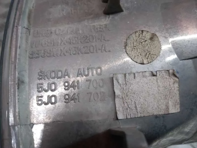 Faro Antiniebla Derecho para Skoda Fabia (5J2 )