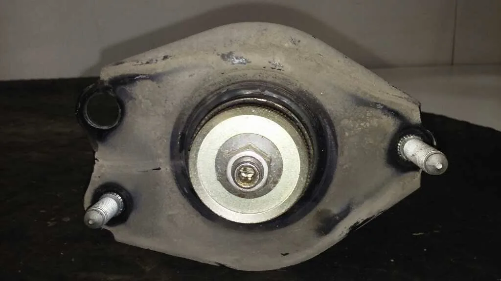 Amortiguador Trasero Izquierdo para Toyota Corolla Verso (R1)