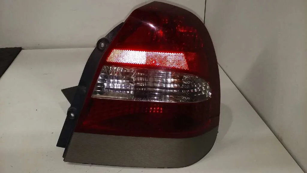 Piloto Trasero Derecho para Daewoo Nubira Berlina