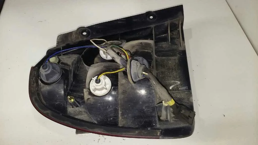 Piloto Trasero Derecho para Daewoo Nubira Berlina