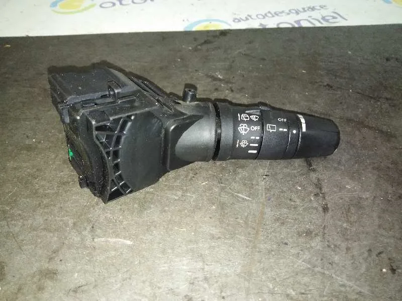 Mando Limpia para Nissan Almera (N16/E)