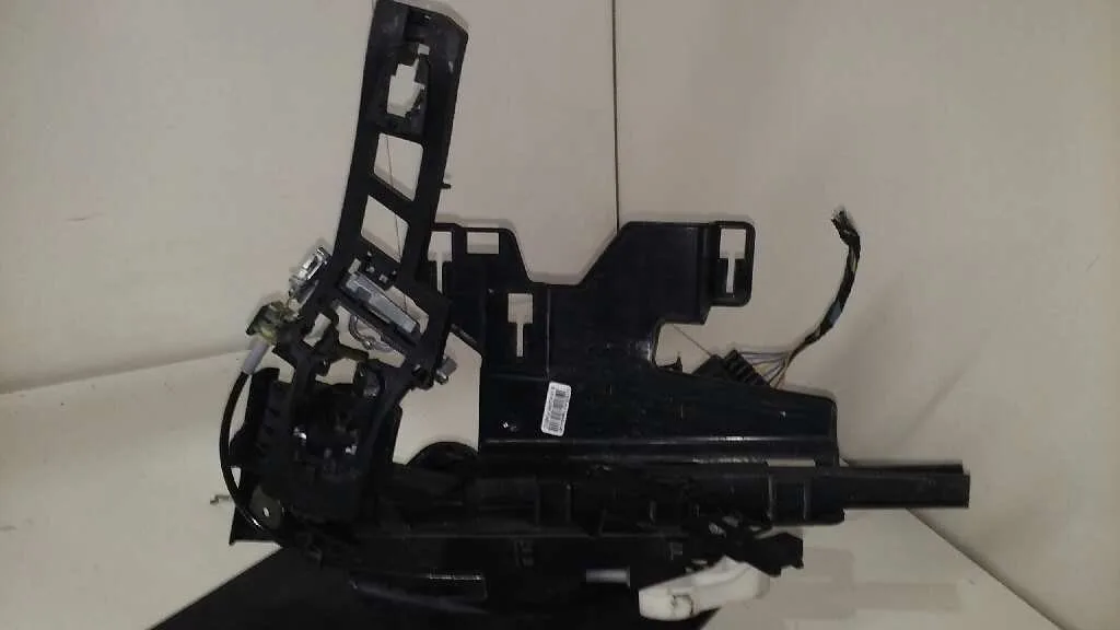 Cerradura Puerta Delantera Derecha para Ford Fiesta (Ccn)