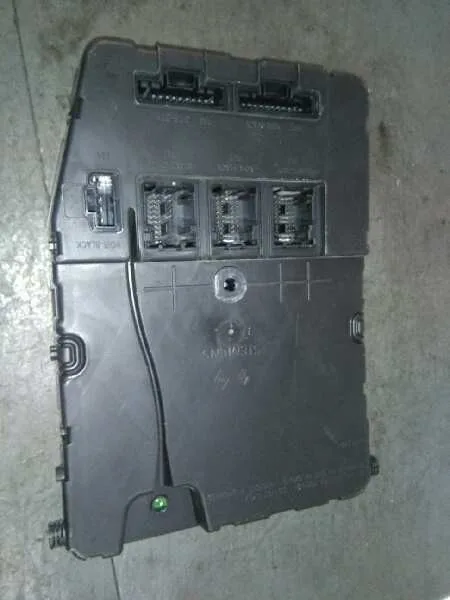 Caja Reles / Fusibles para Renault Scenic Ii