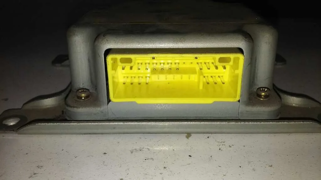 Centralita Airbag para Mitsubishi Galant Berlina (Ea0)