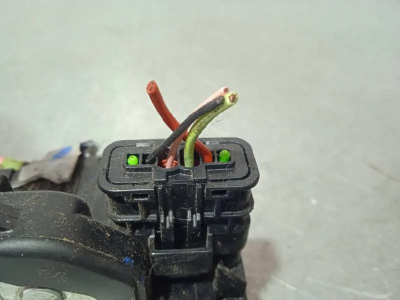 Cerradura Puerta Delantera Izquierda para Nissan Note