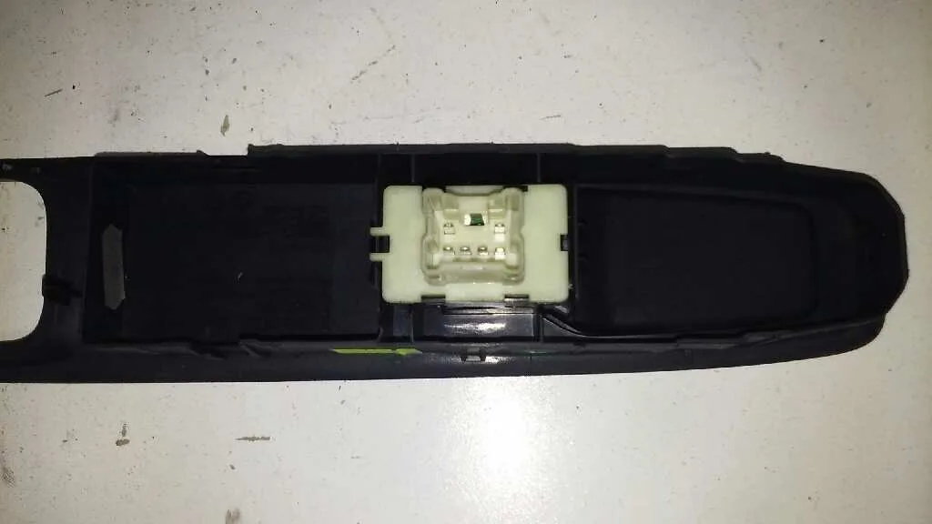 Mando Elevalunas Delantero Derecho para Renault Captur