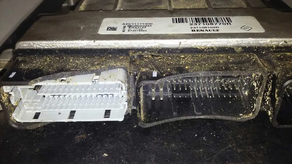 Centralita Motor Uce para Renault Captur