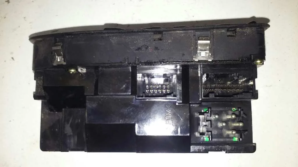 Mando Elevalunas Delantero Izquierdo para Bmw Serie 5 Touring (E39)