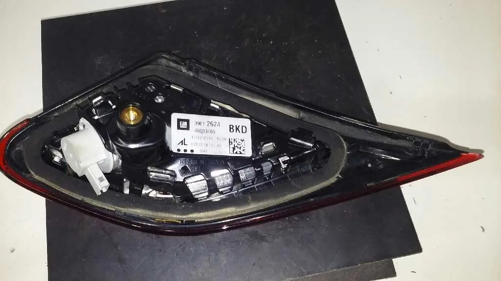 Piloto Trasero Derecho Interior para Opel Corsa E