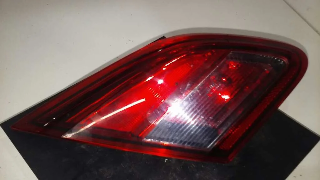 Piloto Trasero Izquierdo Interior para Opel Corsa E