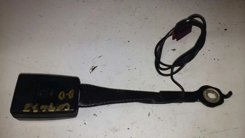 Enganche Cinturon para Ford Fiesta (Ccn)
