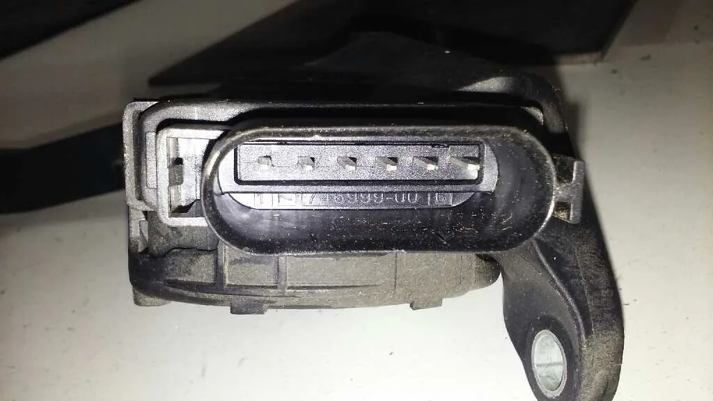 Potenciometro Pedal para Ford Fiesta (Ccn)
