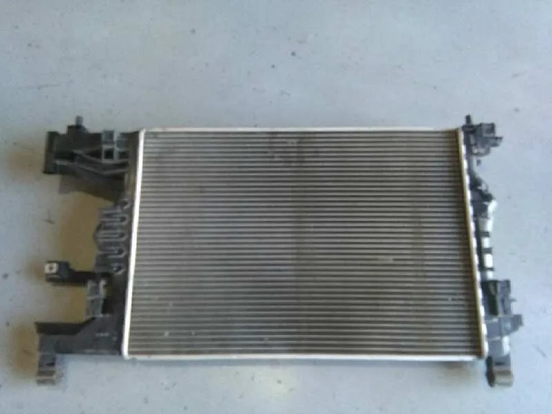 Radiador Agua para Opel Astra J Lim.