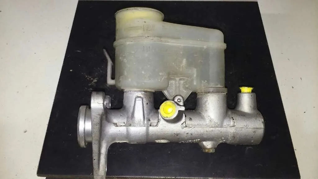 Bomba Freno para Toyota Corolla (E11)