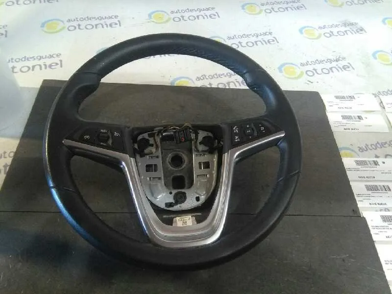 Volante para Opel Astra J Lim.