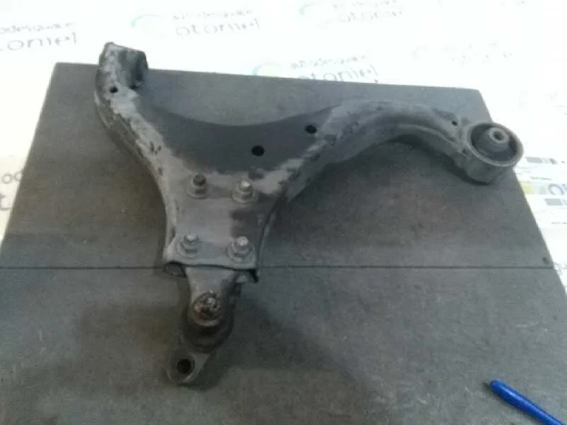 Brazo Suspension Inferior Delantero Derecho para Kia Sportage