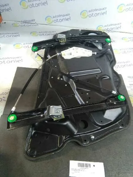 Elevalunas Delantero Derecho para Volkswagen Passat Berlina (3C2)