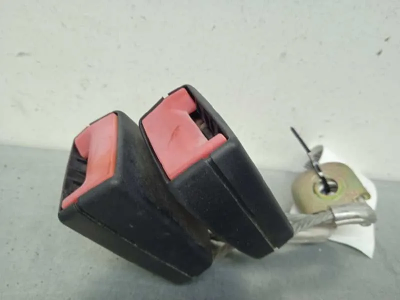 Enganche Cinturon para Volkswagen Passat Berlina (3C2)