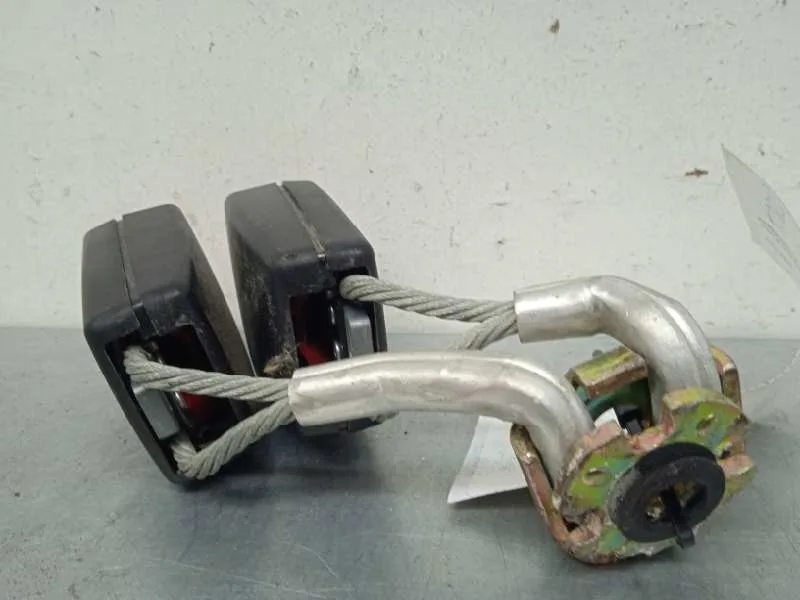 Enganche Cinturon para Volkswagen Passat Berlina (3C2)