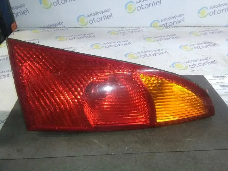 Piloto Trasero Derecho para Ford Focus Berlina (Cak)