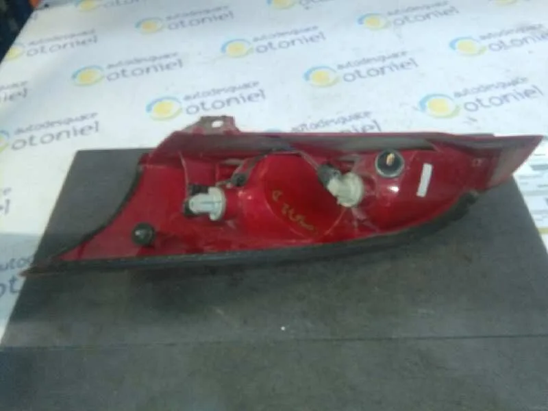 Piloto Trasero Derecho para Ford Focus Berlina (Cak)