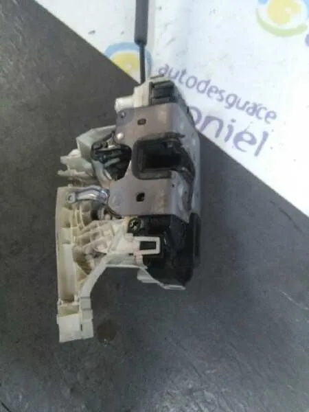 Cerradura Puerta Trasera Derecha para Mercedes-Benz Sprinterii Caja Cerrada (Desde 01.06)