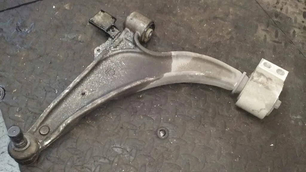 Brazo Suspension Inferior Delantero Izquierdo para Opel Astra J Lim.