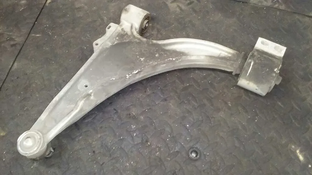 Brazo Suspension Inferior Delantero Derecho para Opel Astra J Lim.