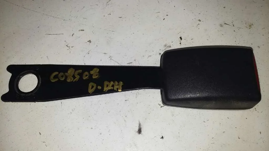 Enganche Cinturon para Toyota Corolla (E12)