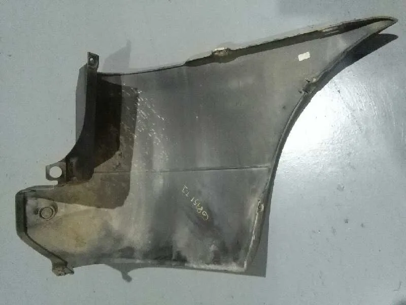 Puntera Paragolpes Trasera Izquierda para Fiat Doblo (119)
