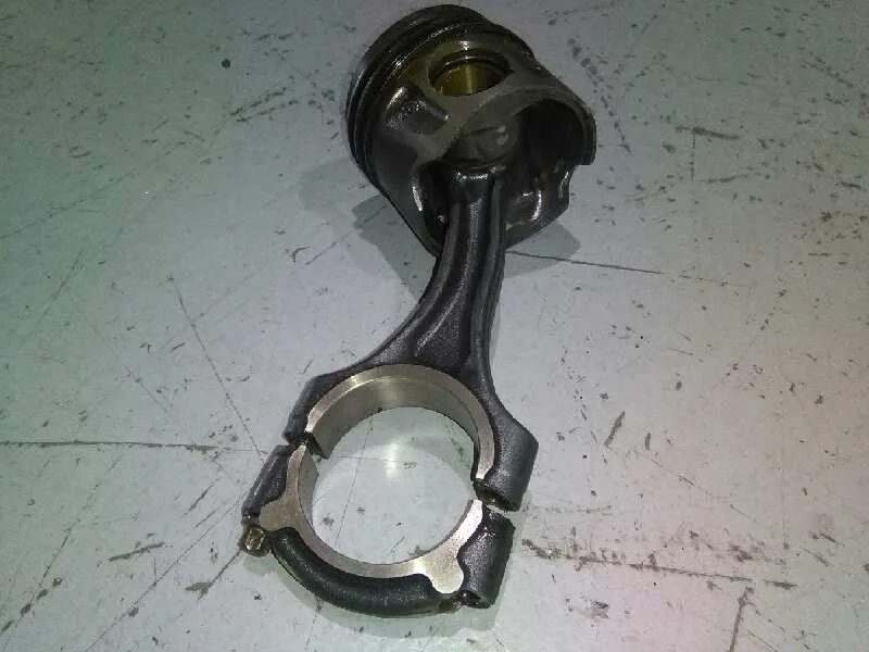 Piston para Mercedes-Benz Clase A (W169)