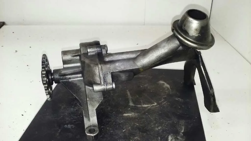 Bomba Aceite para Mercedes-Benz Vito (W638) Caja Cerrada