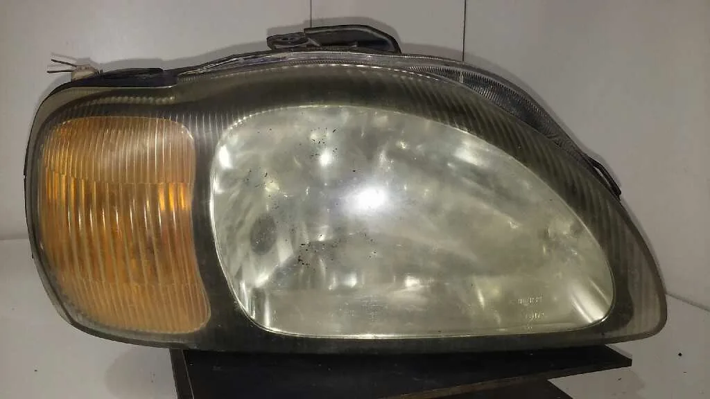 Faro Derecho para Suzuki Baleno Berlina Sy (Eg)