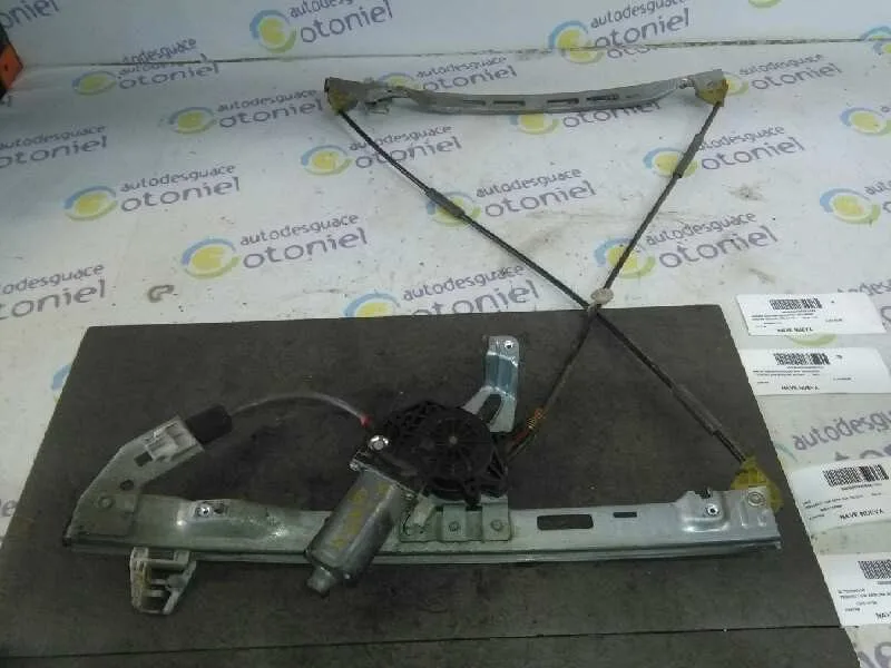 Elevalunas Delantero Izquierdo para Peugeot 206 Berlina
