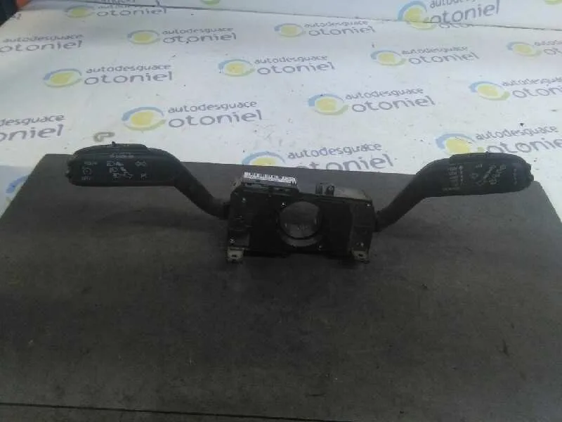 Mando Multifuncion para Seat Ibiza Sc (6J1)