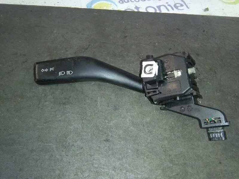 Mando Intermitentes para Seat Leon (1P1)