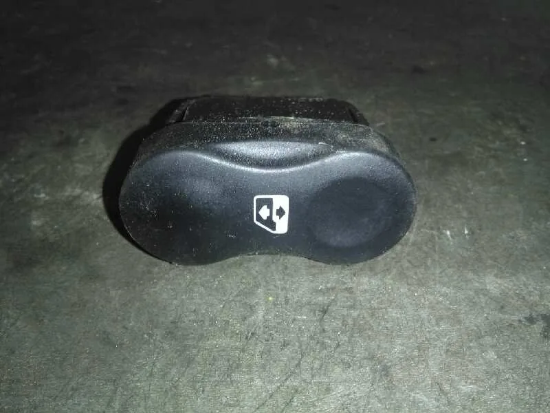 Mando Elevalunas Delantero Izquierdo para Dacia Sandero