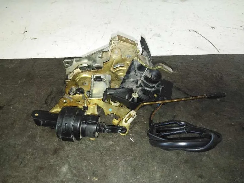 Cerradura Puerta Delantera Derecha para Mercedes-Benz Clase C (W202) Berlina