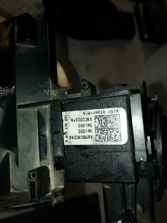 Mando Limpia para Seat Leon (1P1)