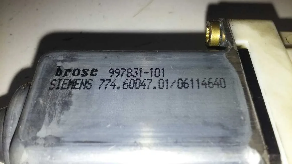 Motor Elevalunas Delantero Derecho para Citroën C4 Coupe