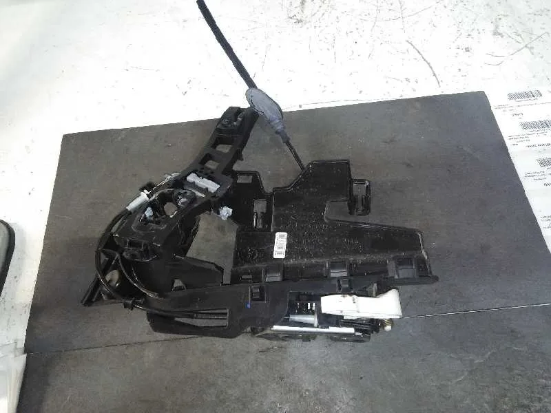 Cerradura Puerta Delantera Derecha para Ford Fiesta (Cb1)
