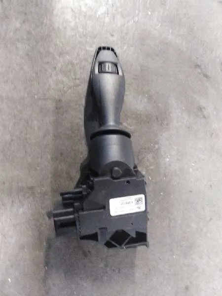 Mando Limpia para Ford Fiesta (Cb1)