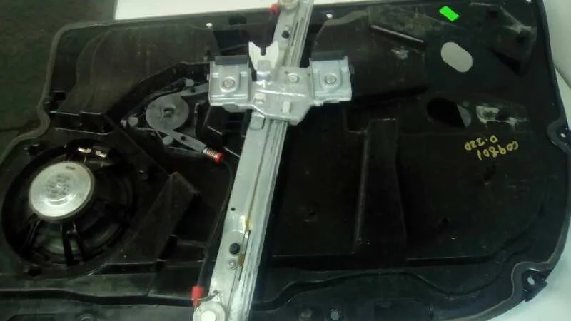 Elevalunas Delantero Izquierdo para Ford Fiesta (Cb1)