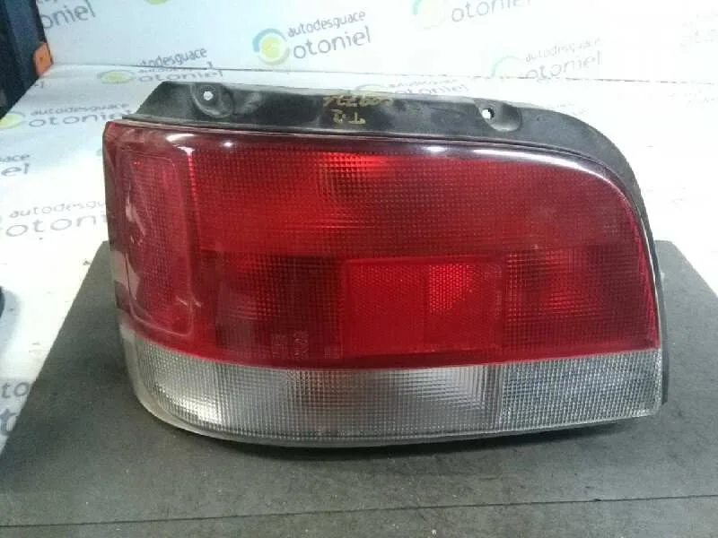 Piloto Trasero Izquierdo para Suzuki Baleno Berlina Sy (Eg)