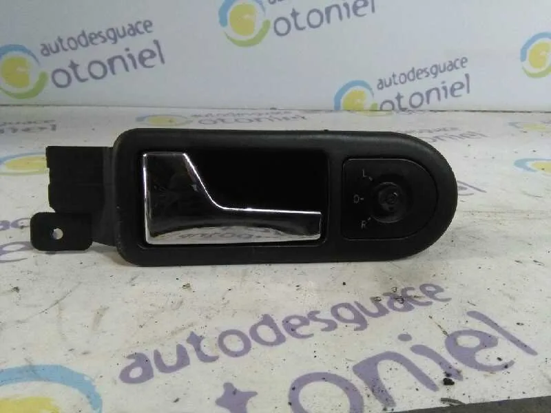 Maneta Interior Delantera Izquierda para Volkswagen Golf Iv Berlina (1J1)