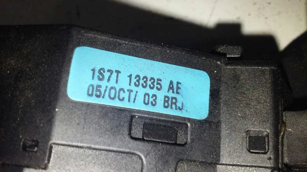 Mando Luces para Ford Fusion (Cbk)