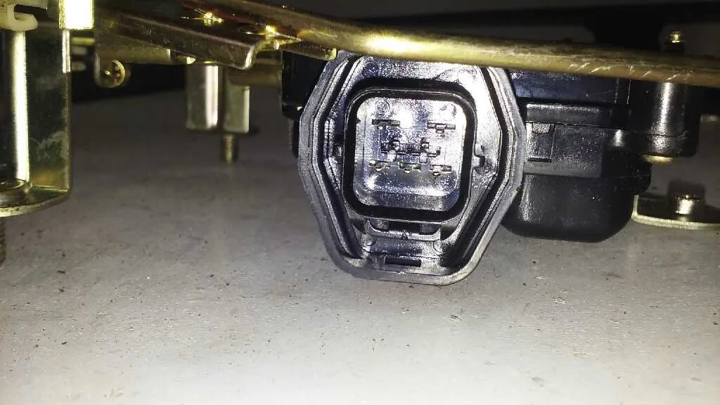 Motor Cierre Centralizado Porton para Hyundai Tucson (Jm)