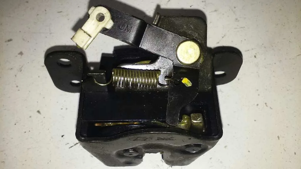 Cerradura Maletero / Porton para Hyundai Tucson (Jm)